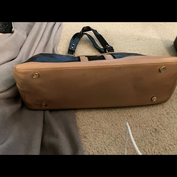 Spartina Black and Tan leather tote bag - Picture 2 of 7